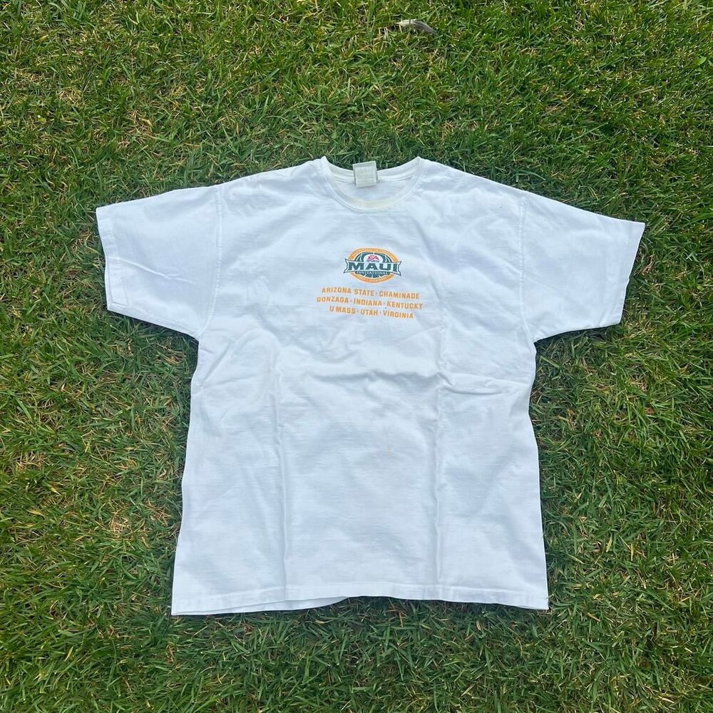 EA sports y2k maui invitational 2002 tee mens size L